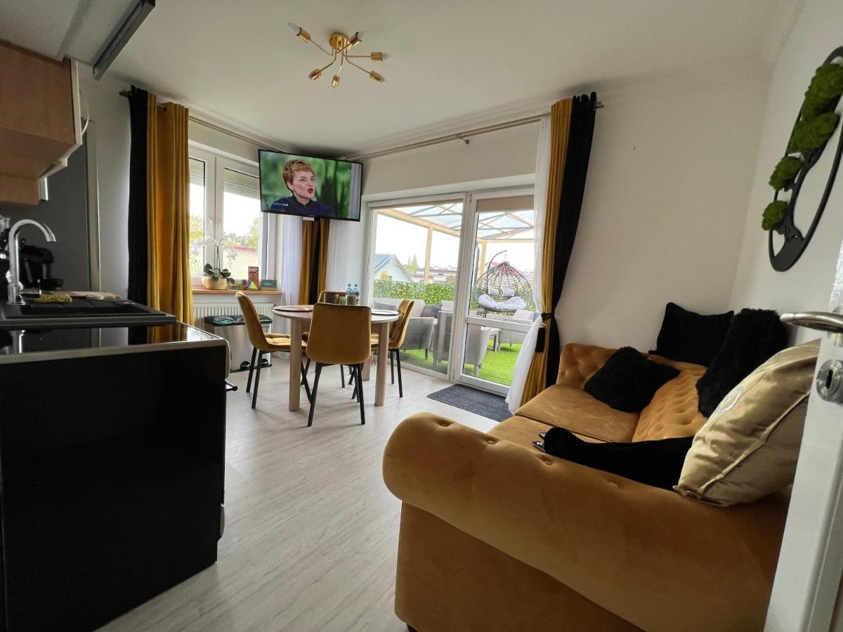 Comfort Zone Ostroda Villa Apartment B Dış mekan fotoğraf